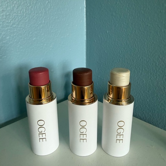 OGEE Crystal Contour Collection makeup trio - Picture 4 of 4